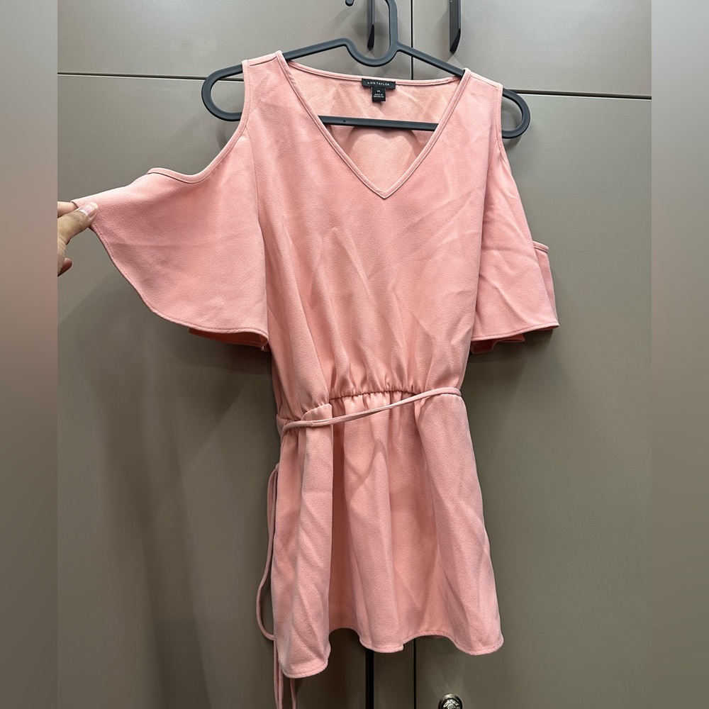 Ann Taylor cold shoulder top